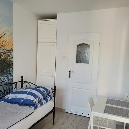 Pokoje Goscinne Galeon W Darlowku Ujście-Darłowskie Extérieur photo