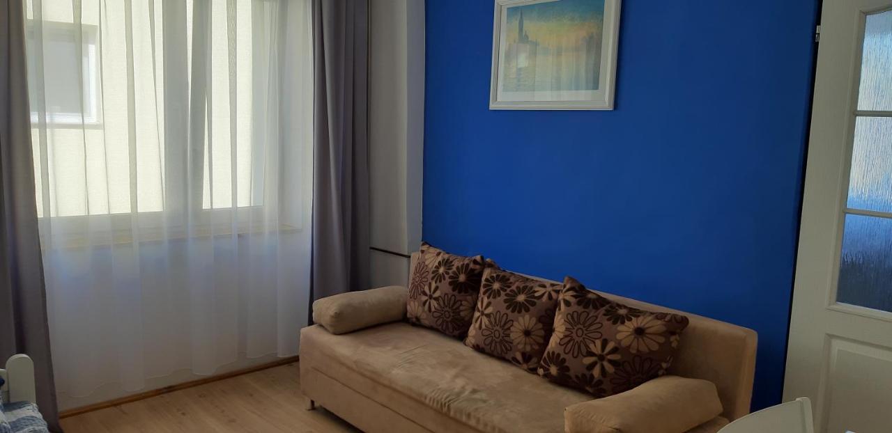 Pokoje Goscinne Galeon W Darlowku Ujście-Darłowskie Extérieur photo