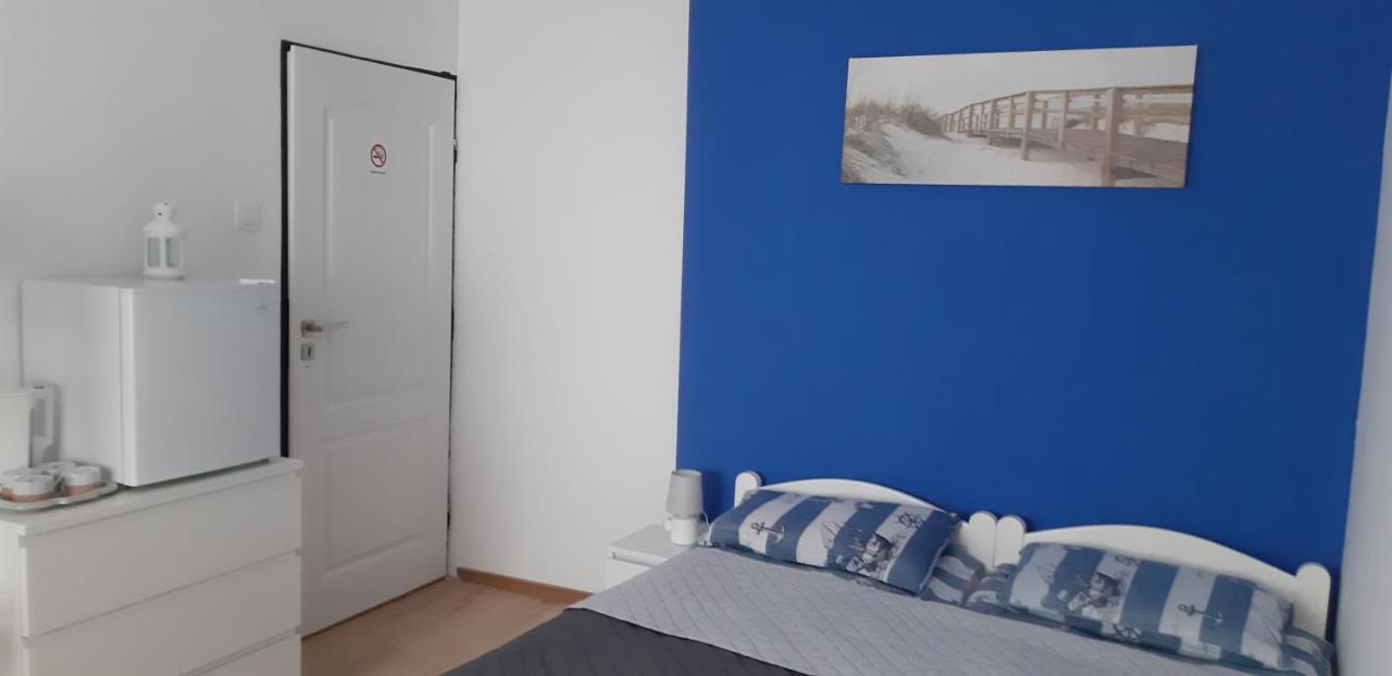 Pokoje Goscinne Galeon W Darlowku Ujście-Darłowskie Extérieur photo